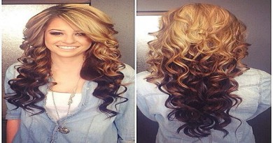 Loose curly hair style