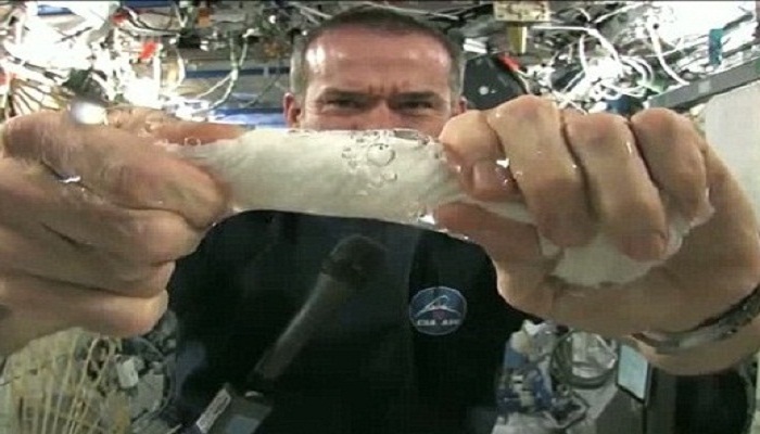 Water like jelly in Space- Net Markers