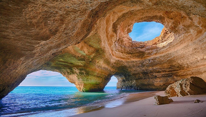 Benagil-Sea-Cave-Algarve-Portugal-Netmarkers