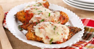 Crispy Chicken Parmesan with Mozzarella and Tomatoes Recipe-Netmarkers