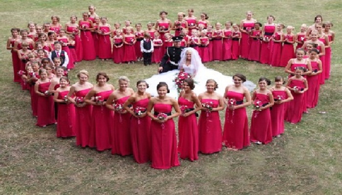 Bride-had-110-bridesmaids-Netmarkers