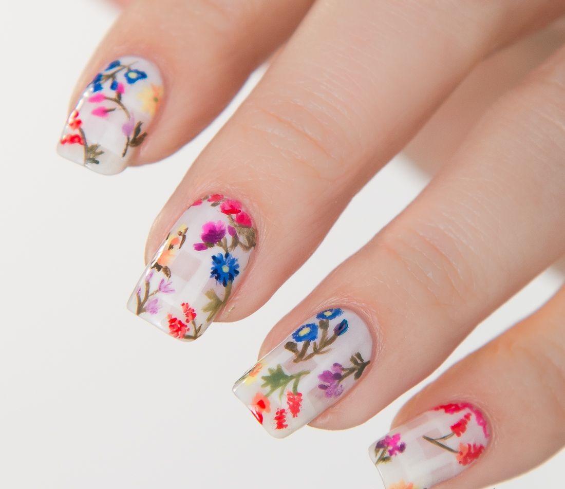 Try Out These Nail Arts To Embellish Your Nails! | Netmarkers- Submit ...