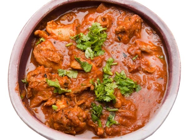 Top Ten Mouth Watering Chicken Curry Recipes - Spicy Malvani Chicken Curry