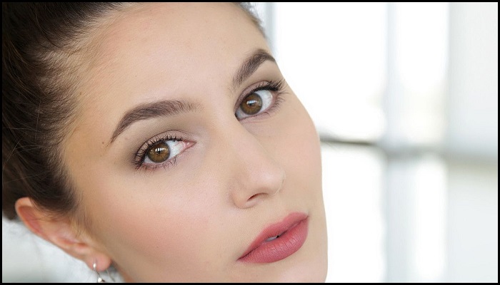 Get The Perfect Office Look With These Makeup Tips-Header-NetMarkers
